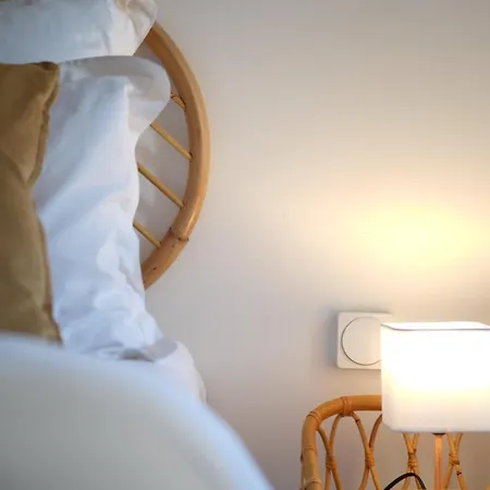 Hoetel U Santa Maria 2* 오므또