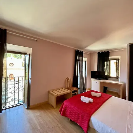 Hoetel U Santa Maria Otel